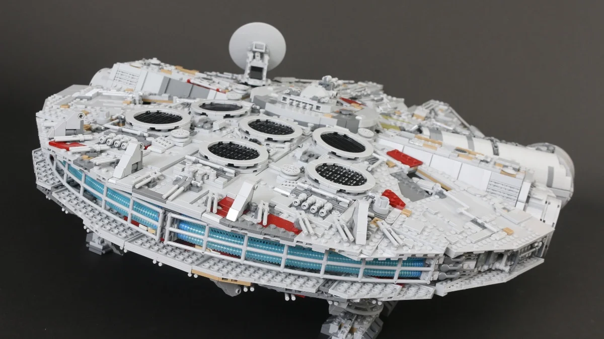 LEGO Star Wars 75192 UCS Millennium Falcon — final retirement (last-chance window)